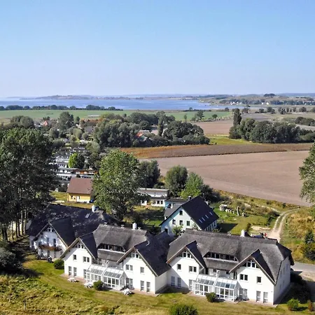 Hotel F-1010 Strandhaus Moenchgut Dz 29 Strandnah, Inkl Fruehstueck
